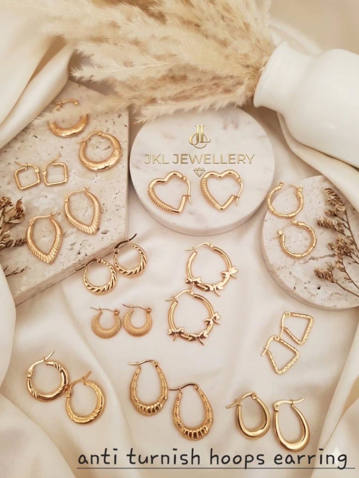 Jewellery hero